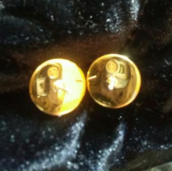 NWOT Tory Burch Livia Gold Stud Logo Earrings - Picture 5 of 8